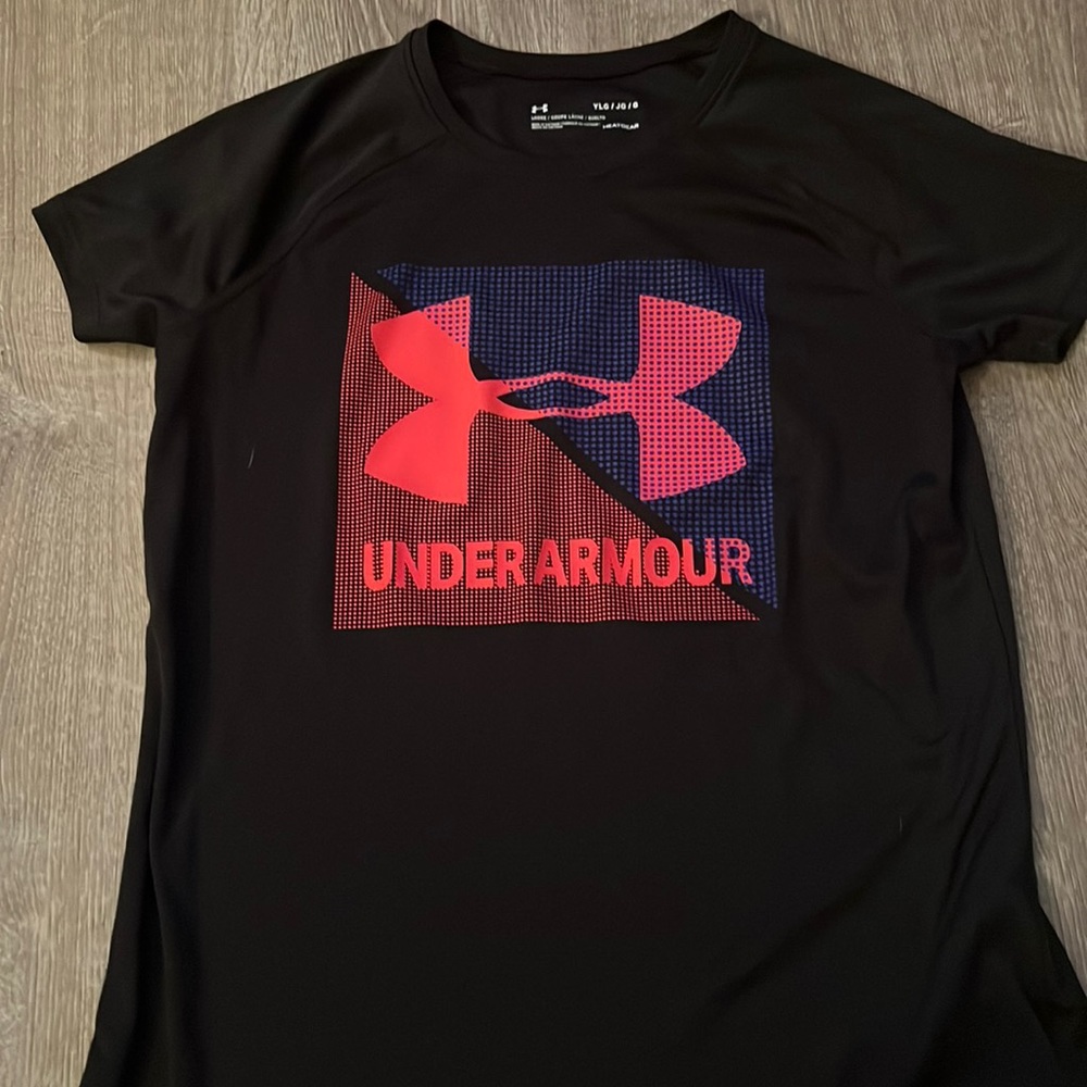 Under Armour black and pink tee